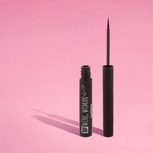 Wing Woman eyeliner